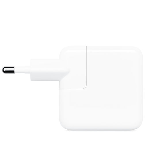 ด้านข้างของอะแดปเตอร์แปลงไฟ USB-C ขนาด 30 วัตต์ (พร้อมปลั๊ก Type A) ที่มีขาพินพับขึ้น